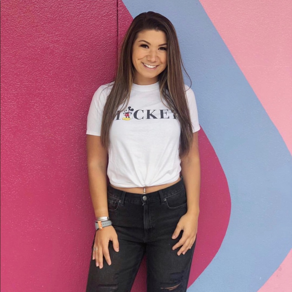 Meet your Posher, Kayla